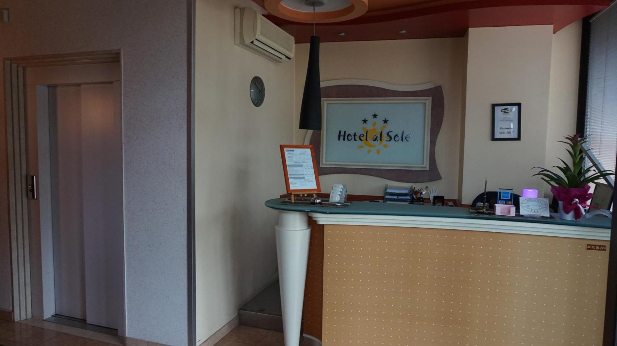 Hotel Al Sole - Enjoy Holiday คาวาญอง เวโรเนเซ ภายนอก รูปภาพ
